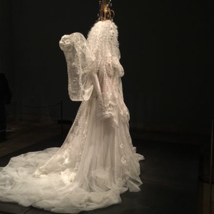 The MET – Heavenly Bodies: Fashion and the Catholic Imagination