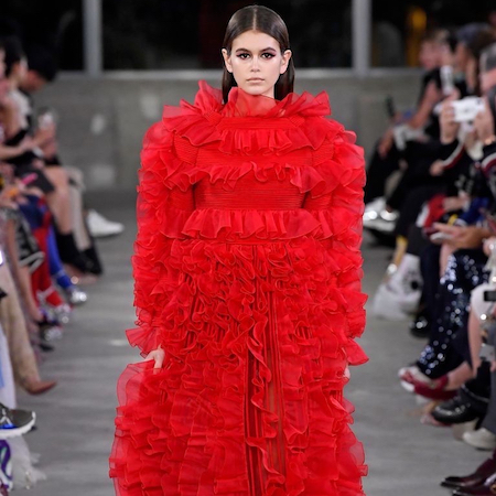 Valentino Tokyo show full of red, celebrating Japanese culture