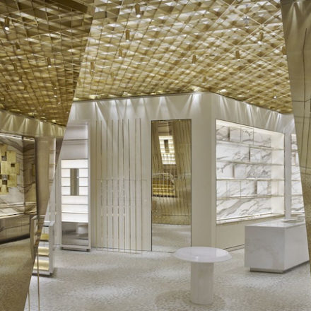 new Versace boutique designed with the highest sustainability standards